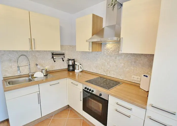 Apartment Moewe Whg 1 *